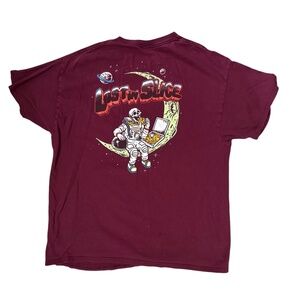 Retrofit "Lost‎ in Slice" men's Xlarge graphic t-shirt